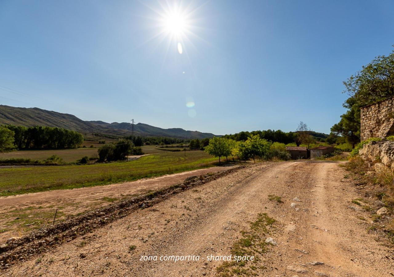 Masia Aubareda San Martín de Tous エクステリア 写真