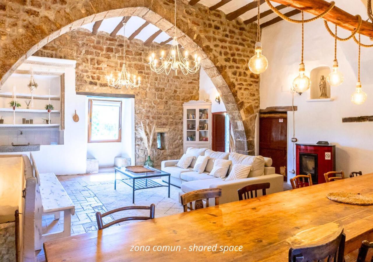 Masia Aubareda San Martín de Tous エクステリア 写真