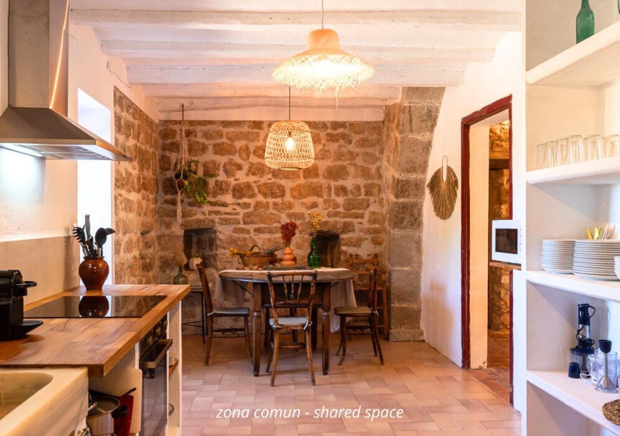 Masia Aubareda San Martín de Tous エクステリア 写真