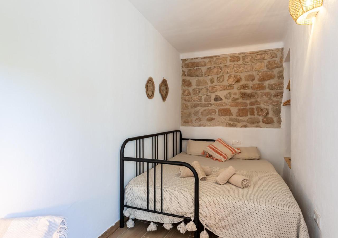 Masia Aubareda San Martín de Tous エクステリア 写真